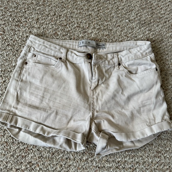 Khaki tan twill shorts - Picture 1 of 3